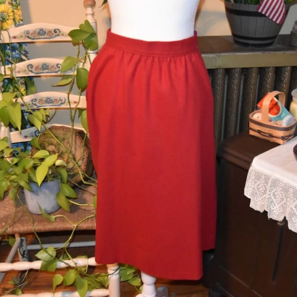 Vintage 1970s Russ Toggs Wool Skirt RTII Red Size Small 26'' Waist